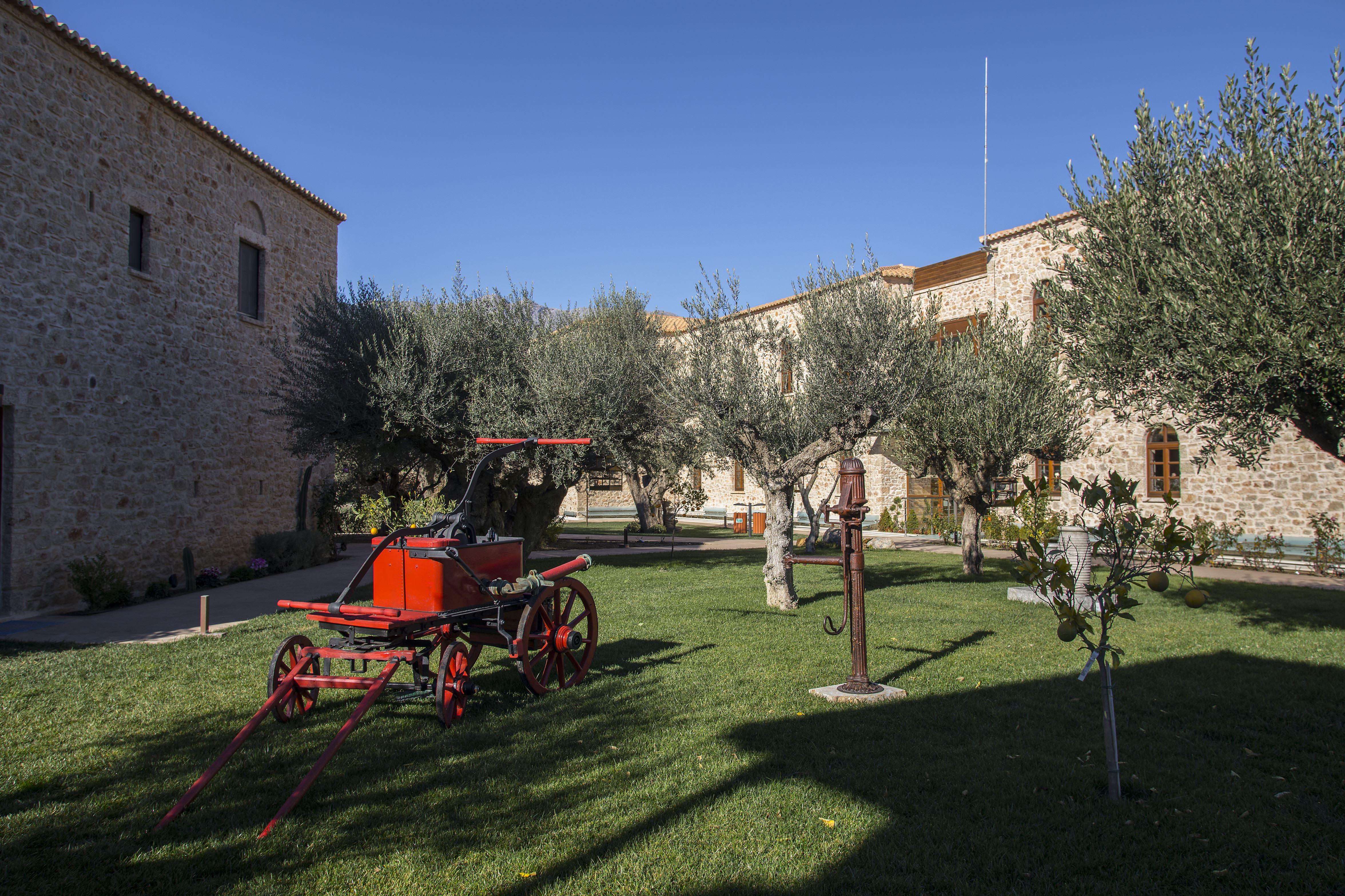Mystras Grand Palace Resort & Spa Exteriör bild
